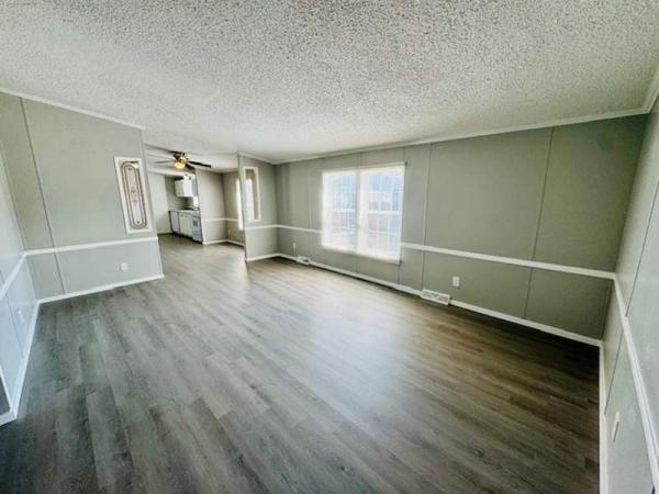 1996 Commadore Manufactured Home