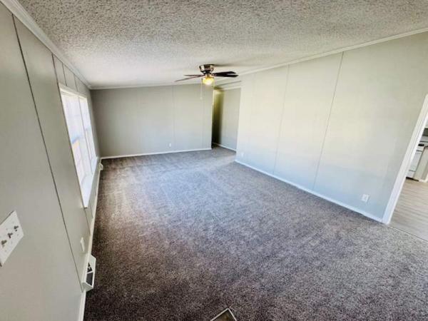 1996 Commadore Manufactured Home