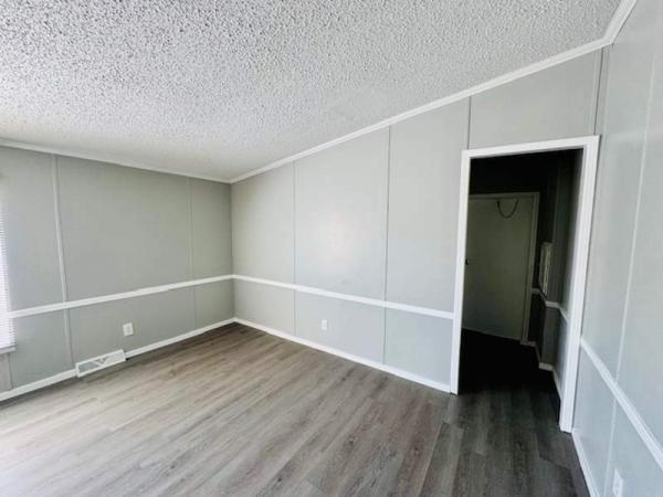 1996 Commadore Manufactured Home