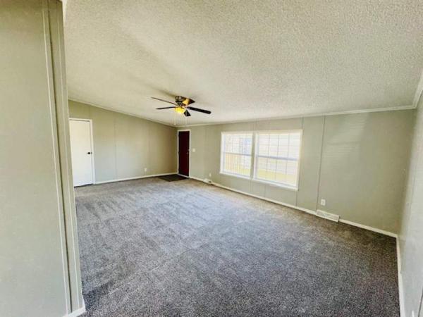 1996 Commadore Manufactured Home