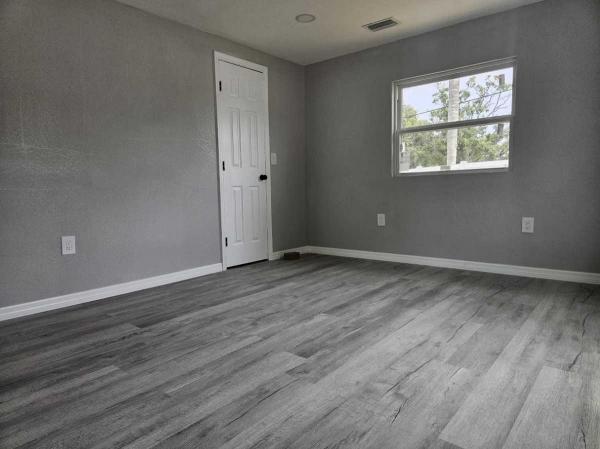 1981 WEST Manufactured Home