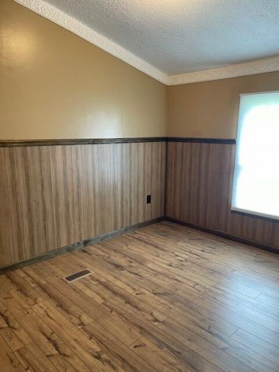 Photo 5 of 13 of home located at 22060 Marquee Rd #413 Romulus, MI 48174