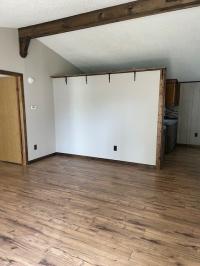 1991 Holly Park Manufactured Home