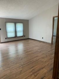 1991 Holly Park Manufactured Home