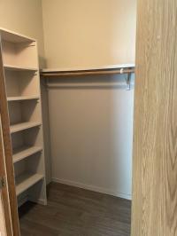 1991 Holly Park Manufactured Home
