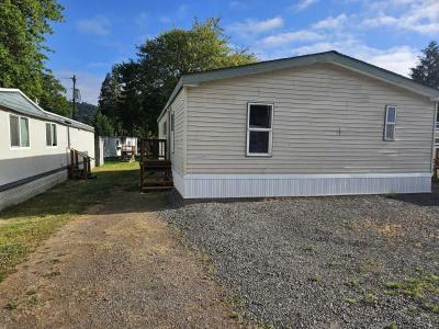 Photo 2 of 13 of home located at 76332 Rainbow St #27 Oakridge, OR 97463