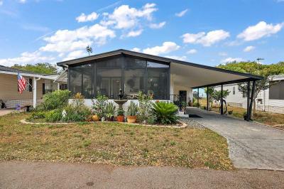 Mobile Home at 5129 Harper Valley Rd Apopka, FL 32712