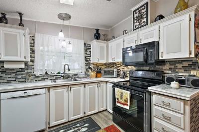 Photo 5 of 30 of home located at 5129 Harper Valley Rd Apopka, FL 32712