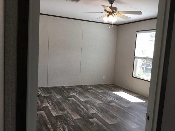 2022 Champion HS Mobile Home