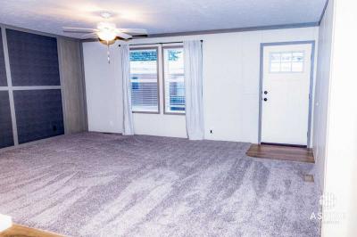Photo 3 of 9 of home located at 6876 Vinewood Ave Belmont, MI 49306
