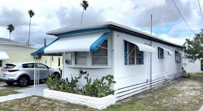 Mobile Home at 5151  4th St N Saint Petersburg, FL 33713