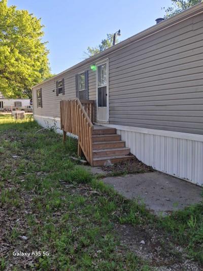 Photo 2 of 8 of home located at 930 Graphic Arts Rd, Lot 48 Emporia, KS 66801