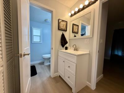 Photo 5 of 13 of home located at 68 Iroquois No. Fort Myers Beach, FL 33931