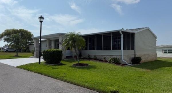 Photo 1 of 2 of home located at 106 Juliana Blvd. Auburndale, FL 33823
