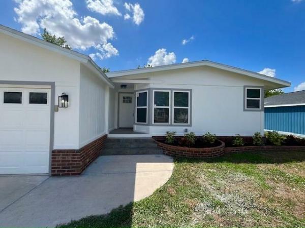 1988 Palm Manufactured Home
