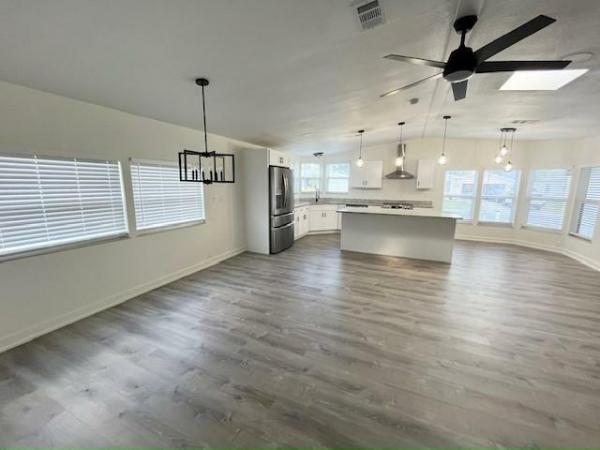 1988 Palm Manufactured Home