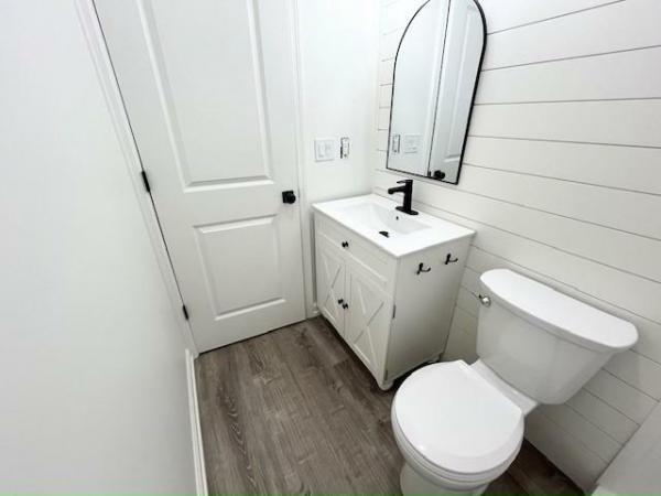 1988 Palm Manufactured Home