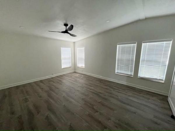 1988 Palm Manufactured Home
