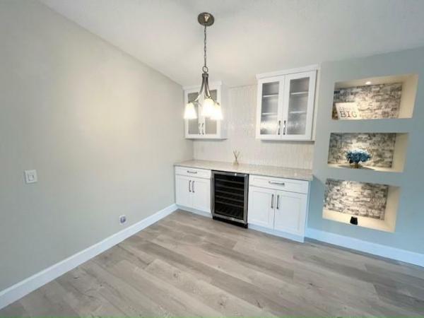1987 Barrington Manufactured Home