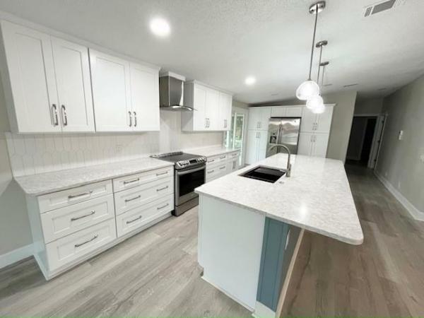 1987 Barrington Manufactured Home