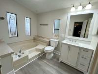 1987 Barrington Manufactured Home