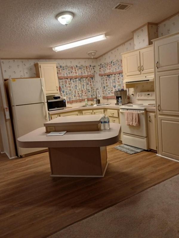 1996 Jacobsen Manufactured Home