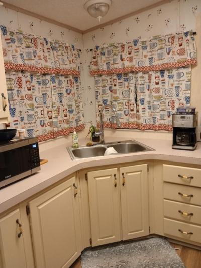 Photo 2 of 8 of home located at 1001 Starkey Road, #492 Largo, FL 33771