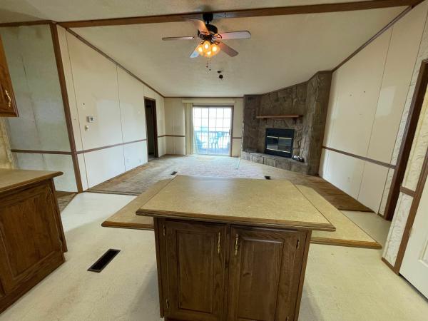 1997 HOMES OF LEGEND TRADITION Mobile Home