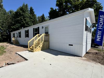 Photo 2 of 14 of home located at 777 Pioneer Rd, Site # 198 Marquette, MI 49855