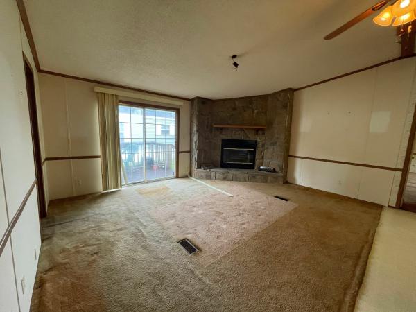 1997 HOMES OF LEGEND TRADITION Mobile Home