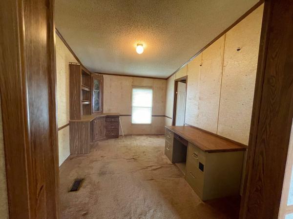 1997 HOMES OF LEGEND TRADITION Mobile Home