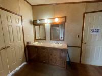 1997 HOMES OF LEGEND TRADITION Mobile Home