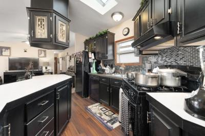 Photo 4 of 20 of home located at 1932 E 47th Street S #107 Wichita, KS 67216