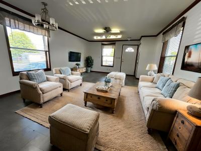 Photo 4 of 21 of home located at 313 SE Parkland Ct. #402 Ankeny, IA 50021