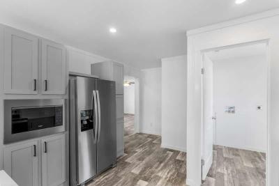 Photo 3 of 6 of home located at 16820 Oak Leaf Court North Fort Myers, FL 33917