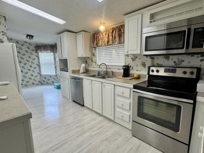 Photo 2 of 16 of home located at 114 Exeter Court Sanford, FL 32773