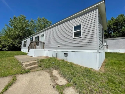 Mobile Home at 3831 SW Southpark Ave. Lot# F5 Topeka, KS 66609
