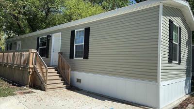 Mobile Home at 52 Vermillion Est Pontiac, IL 61764