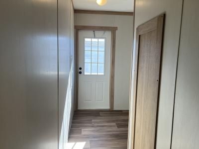 Photo 4 of 11 of home located at 2101 SW 38th Street, Lot 117 Lawton, OK 73505