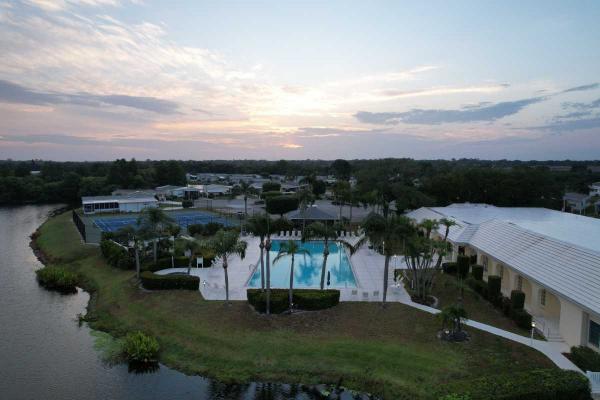 1999 Palm Harbor Mobile Home