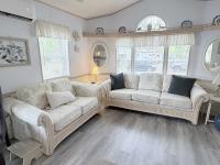 1994 Oakw Manufactured Home