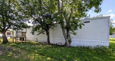 Photo 3 of 22 of home located at 3218 Tara Place La Porte, TX 77571