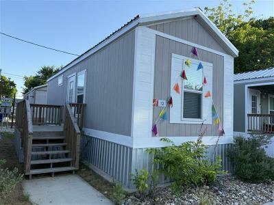 Mobile Home at 321 Isbell Rd #12 Fort Worth, TX 76114