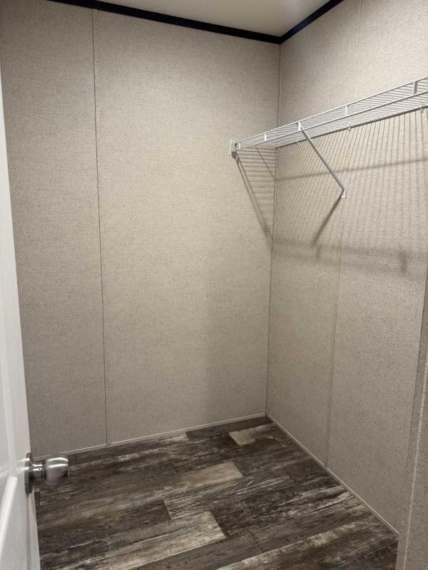 2022 Skyline CHPR-1676H32P01 Manufactured Home