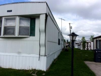 Photo 3 of 14 of home located at 1129 Camelot Manor Portage, IN 46368