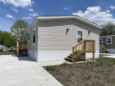 Photo 5 of 29 of home located at 31 Cornflower Ln #39 Snapdragon Bloomington, IL 61701