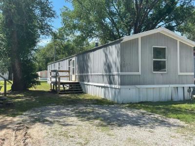 Mobile Home at 204A W Cherry Blossom Ln Wellington, KS 67152