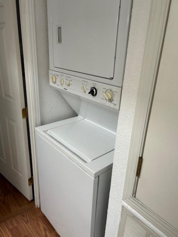 1998 Cavco MH Mobile Home