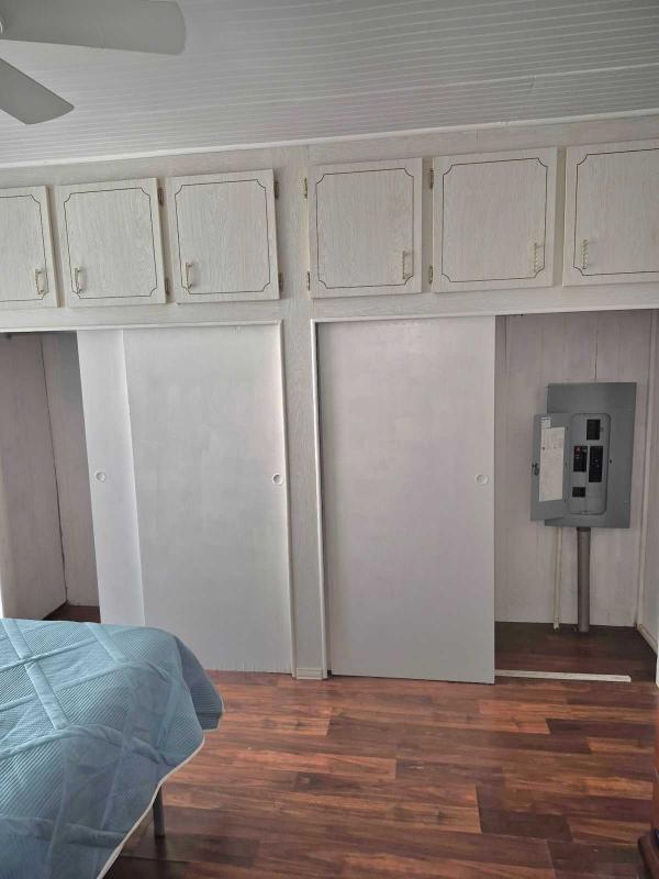CHAT Mobile Home