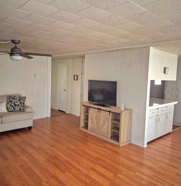 CHAT Mobile Home